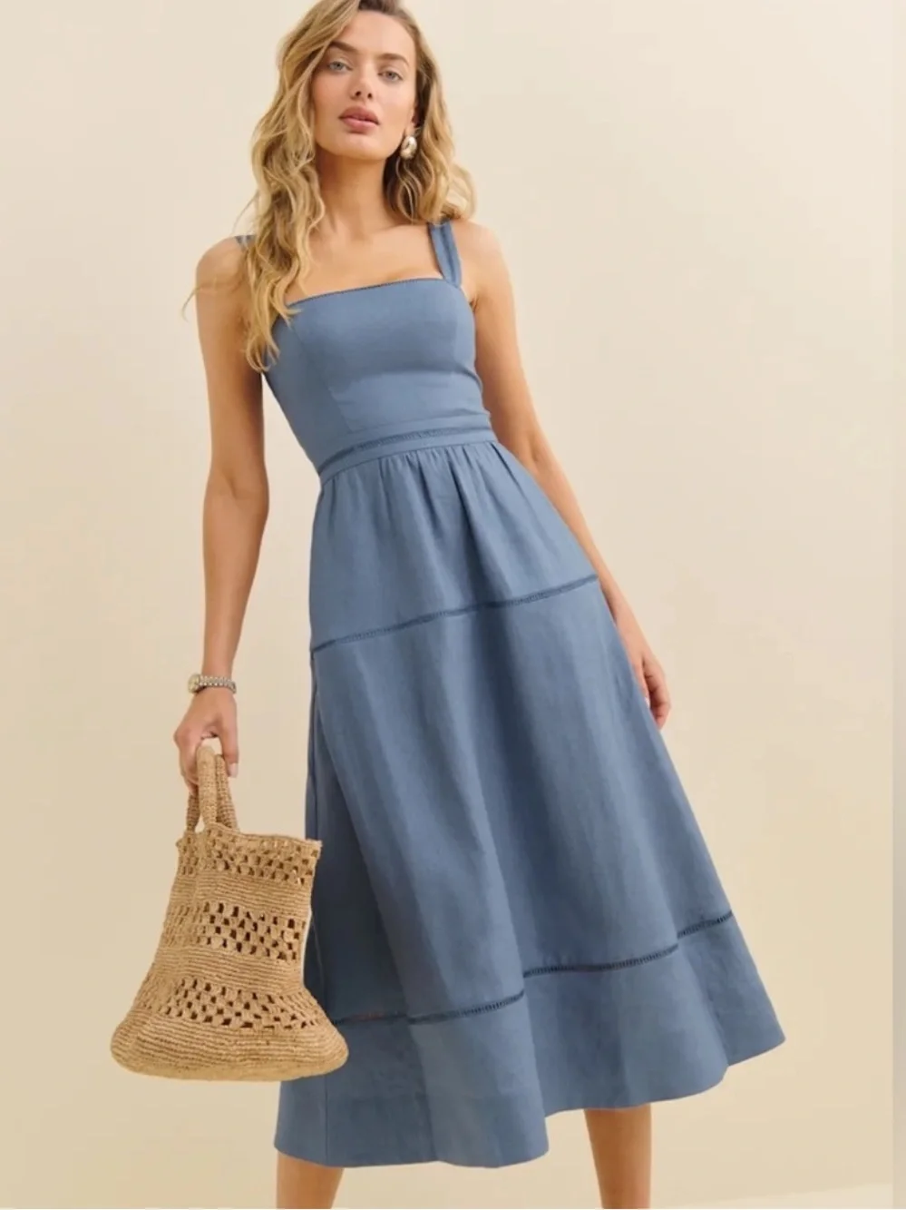 Reformation Everett Linen Dress in Cornflower Blue - Picture 4 of 10